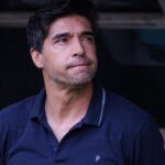 Abel Ferreira solicita...