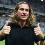 Filipe Luís enfrenta...