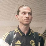 Filipe Luís reforça...