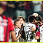 Flamengo resiste ao...