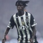Atlético-MG estende contrato...