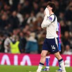 Tottenham sofre virada...