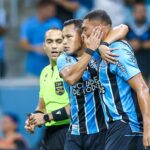 Grêmio empata com...