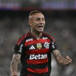 Hulk e Barboza:...