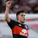 Flamengo intensifica busca...