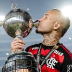 Everton Cebolinha anuncia...