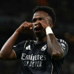 Arsenal intensifica busca...