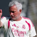 Mourinho planeja corte...