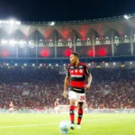 Alex Sandro ora...