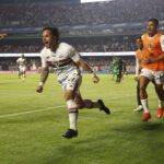 São Paulo vence...