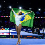 Rebeca Andrade conquista...