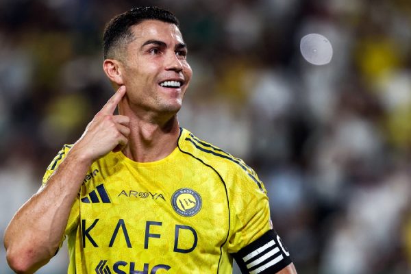 Cristiano Ronaldo marcou recentemente na vitória do Al-Nassr sobre Al-Ittihad – Fayez NURELDIN...