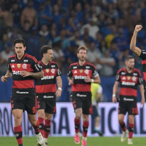 Empate por 1 a 1 no Mineirão deixa Flamengo e Cruzeiro na Libertadores abertos