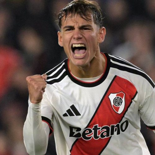 Flamengo contrata Joaquín Freitas, atacante argentino de 19 anos, por R$ 41 milhões. Entenda a ...