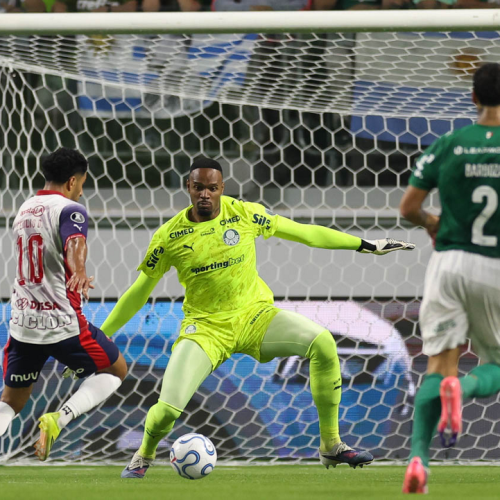 Carlos Miguel teve noite infeliz diante do Cerro Porteño (Cesar Greco/Palmeiras)