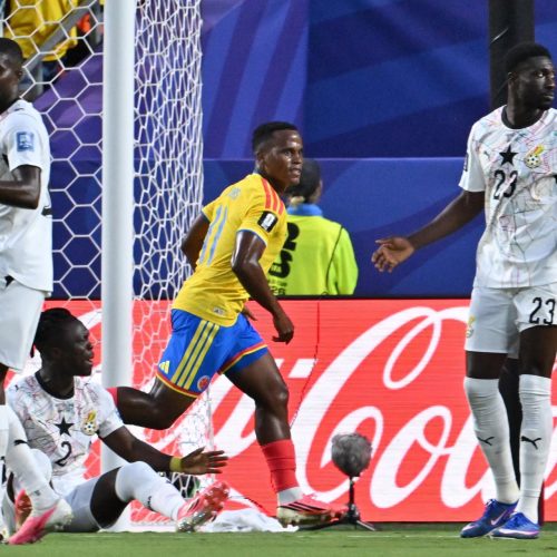 Jhon Arias comemora o gol da Colômbia diante de Gana em Kansas City (EFE/EPA/AMY KONTRAS)