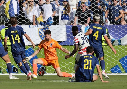 Folarin Balogun marcou o primeiro gol dos EUA diante da Bósnia em San Francisco (EFE/EPA/BENJAMI...