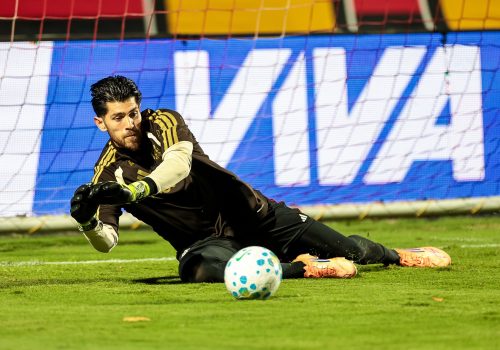 O Flamengo conquistou sua primeira vitória no Campeonato Brasileiro de 2026, ao vencer o Vitóri...