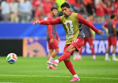 Cancelo foi titular na estreia de Portugal, diante do Congo – Sam Wasson/EFE