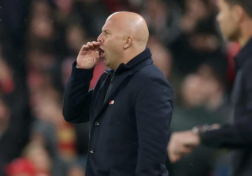 Arne Slot, técnico do Liverpool – EFE/EPA/ADAM VAUGHAN