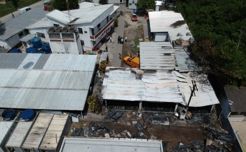 81009477-es-rio-de-janeiro-rj-08-02-2019-grande-incendio-atinge-o-ct-ninho-do-urubu-e-mata-10-pe.jpg