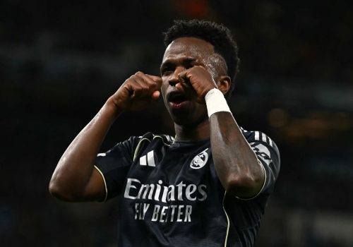 Vini Jr. comemora gol do Real contra o City com “chorôrô” no Etihad – Paul Ellis/AFP
