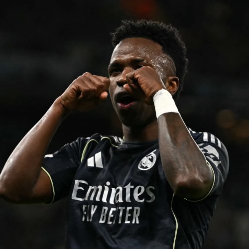 Vini Jr. comemora gol do Real contra o City com “chorôrô” no Etihad – Paul Ellis/AFP