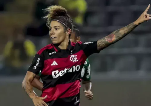 Flamengo vence a Ferroviária por 1 a 0 e fica perto da semifinal