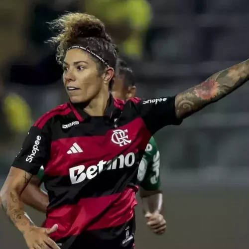 Flamengo vence a Ferroviária por 1 a 0 e fica perto da semifinal