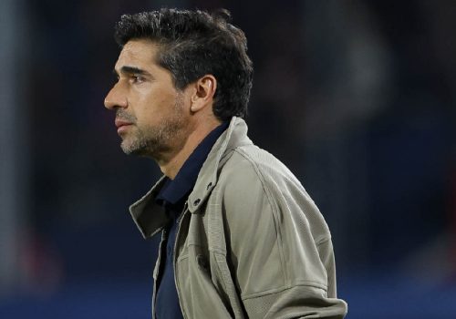 Abel Ferreira lidera o Brasileirão, mas sofre questionamentos - Cesar Greco/Palmeiras
