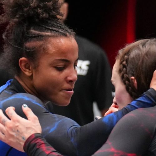 Atual campeã do UFC no peso galo feminino, Cassia Moura está diante de uma oportunidade única ...