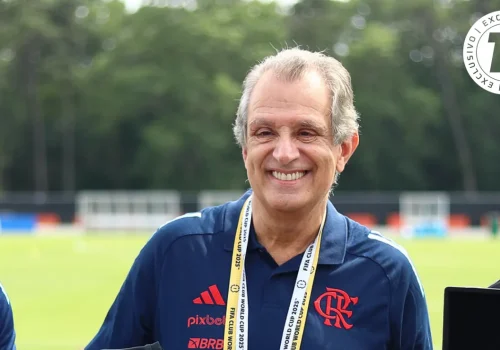 O Flamengo foi derrotado pela Chapecoense por 1 a 0 e viu a distância para o líder Palmeiras au...