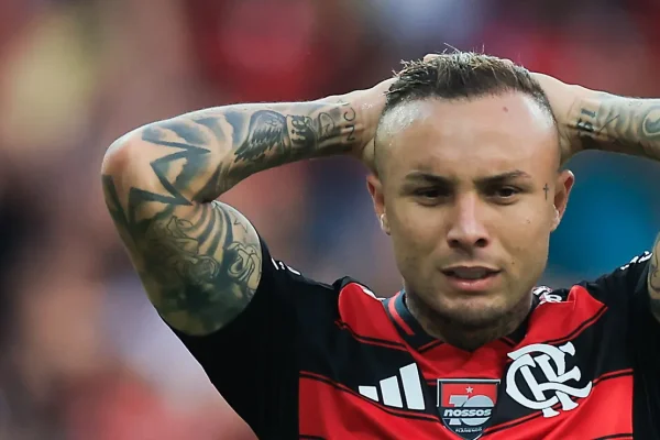 O atacante Everton Cebolinha deve deixar o Flamengo, seja agora ou no final do ano. O jogador, qu...
