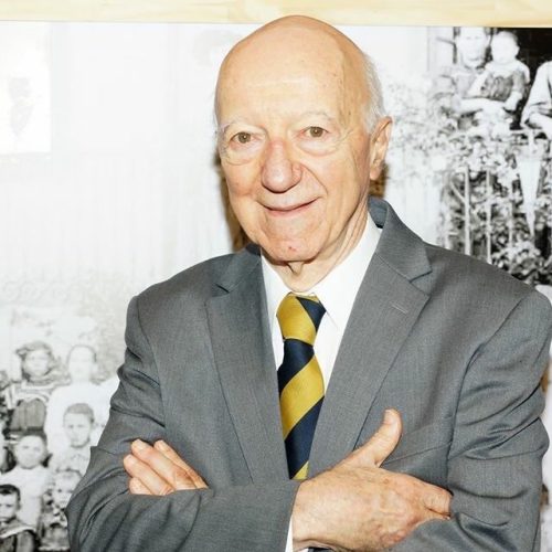Claudio Carsughi, lenda do jornalismo esportivo, morreu aos 93 anos – Foto: Jornalista Antônio...