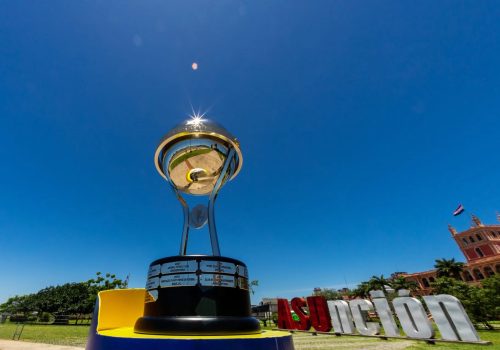 Troféu da Sul-Americana – Divulgação / Conmebol