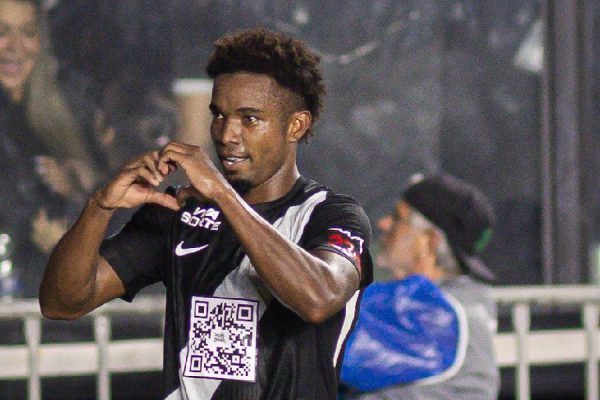 Thiago Mendes decidiu vitória a favor do Vasco – Foto: Matheus Lima / Vasco