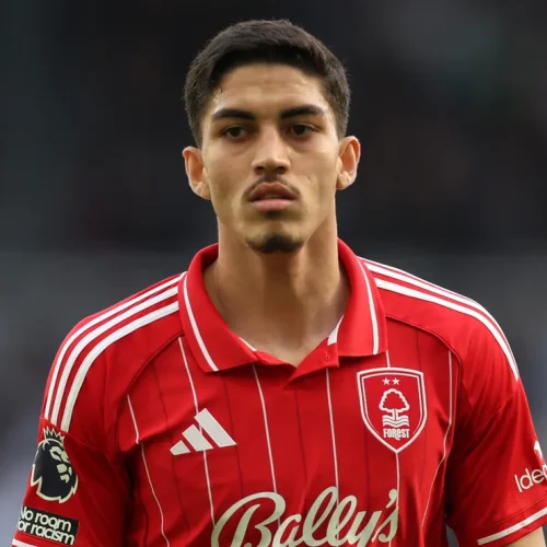 Flamengo não avança em negociações por Jair Cunha e Edu Gaspar