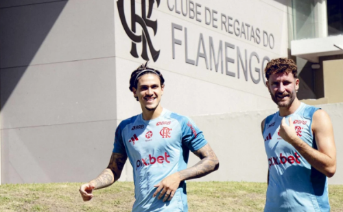 Pedro-e-Leo-Pereira-em-treino-no-CT-do-Flamengo.png