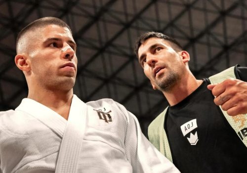Campeão do Grand Slam da IBJJF, Tainan Dalpra mostra todas as medalhas de ouro conquistadas ao l...