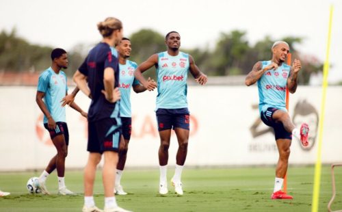 apos-derrota-para-o-cruzeiro-elenco-do-flamengo-se-reapresenta-e-comeca-a-preparacao-para-a-libertad.jpeg