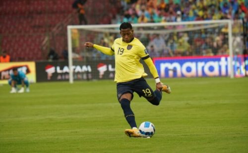 com-plata-como-titular-equador-confirma-escalacao-para-partida-das-eliminatorias-contra-a-bolivia.jp_.jpeg