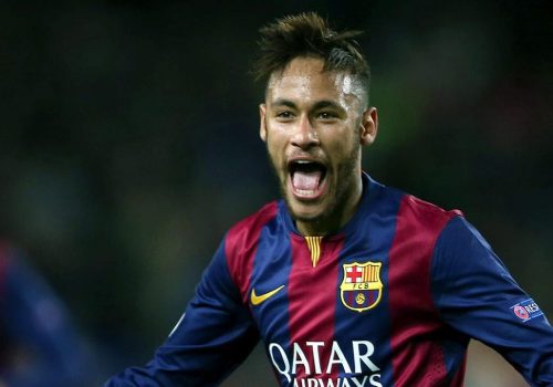 Neymar com a camisa do Barcelona – EFE/Toni Albir