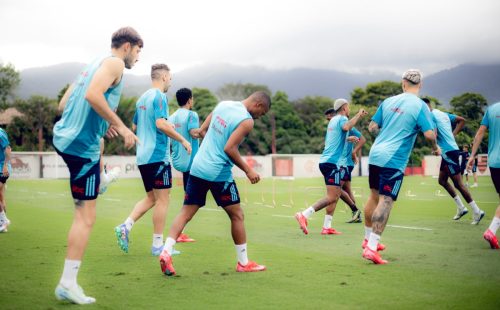 elenco-ct-ninho-do-urubu-treino-flamengo.jpg