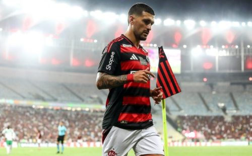 filipe-luis-expressa-preocupacao-com-arrascaeta-e-de-la-cruz-em-partida-do-flamengo-contra-a-ldu-na.jpeg