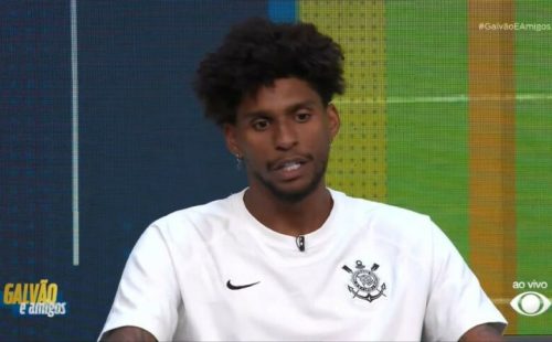 hugo-souza-critica-a-saida-do-flamengo-ao-refletir-sobre-sua-carreira-antes-de-chegar-ao-corinthians.jpeg