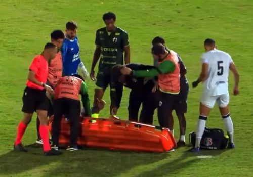 Jogador foi agredido por maqueiro – Foto: Reprodução / SportyNet
