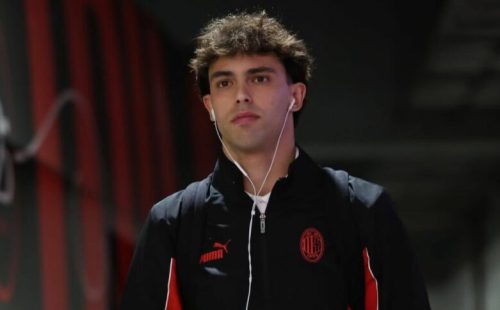 joao-felix-alvo-do-flamengo-possui-valor-de-mercado-acima-de-r-160-milhoes.jpg