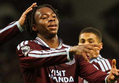 Johan Manzambi marcou o gol da vitória do Aston Villa (Reprodução/X/AstonVilla)