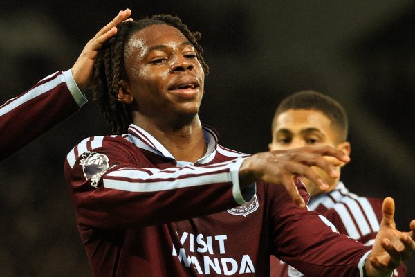 Johan Manzambi marcou o gol da vitória do Aston Villa (Reprodução/X/AstonVilla)