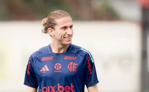 jornalista-defende-filipe-luis-no-flamengo-apos-criticas-tabuleiro-cruel.webp.webp